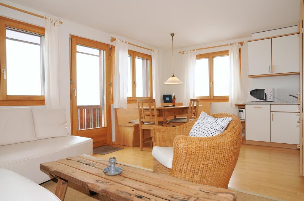Ambiente Bettmeralp | A10 Quarto foto